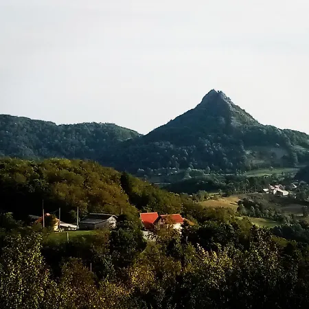 Daire Etno Kuca Ostrvica 2 Varnice