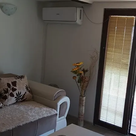 Etno Kuca Ostrvica 2