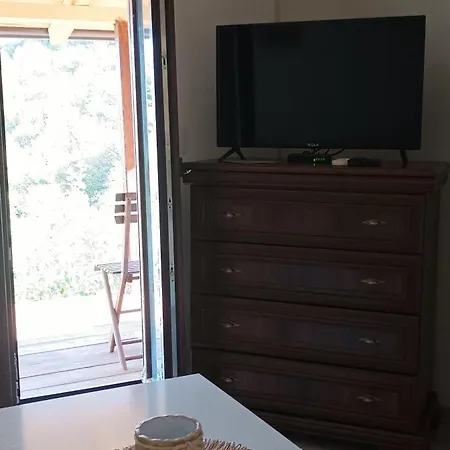 Etno Kuca Ostrvica 2 Daire