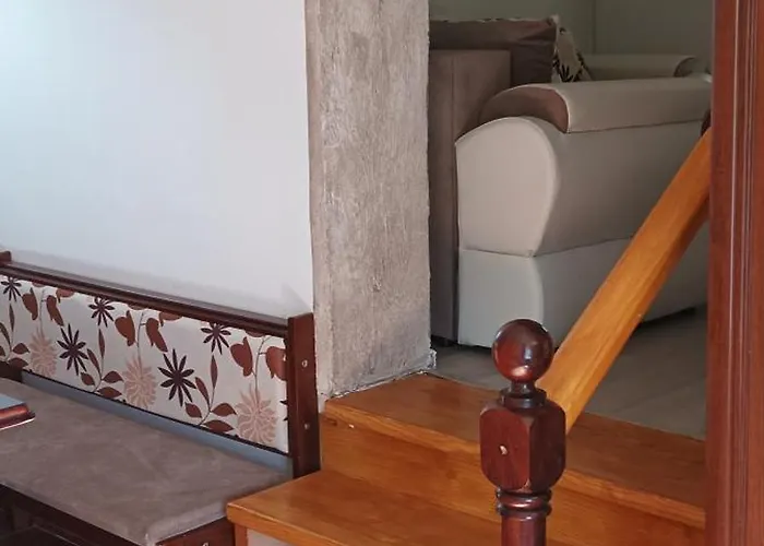 Etno Kuca Ostrvica 2 * Varnice